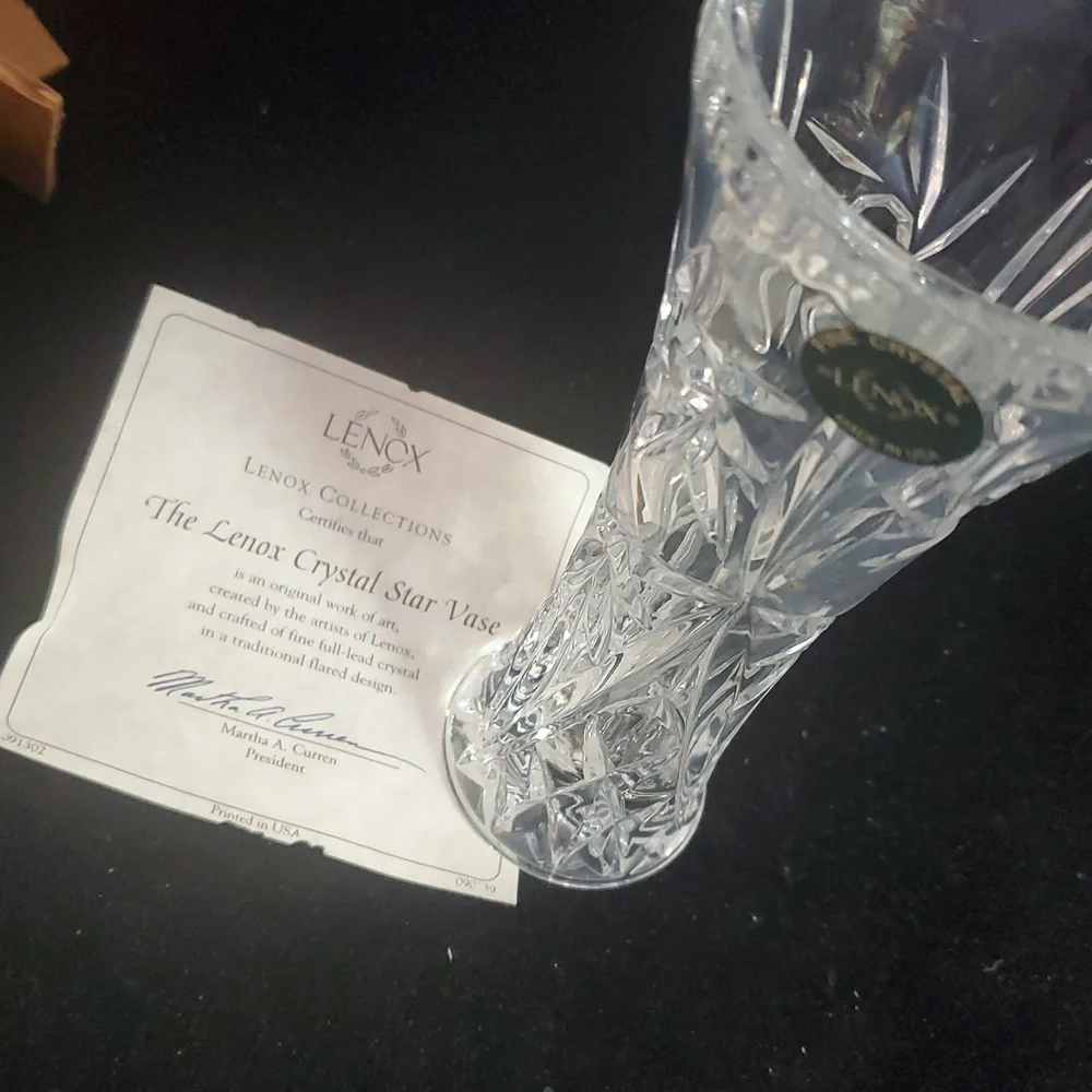 VTG Lenox Full-Lead Crystal Star Vase (Small, 6